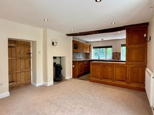 Kitchen / Diner - click for photo gallery